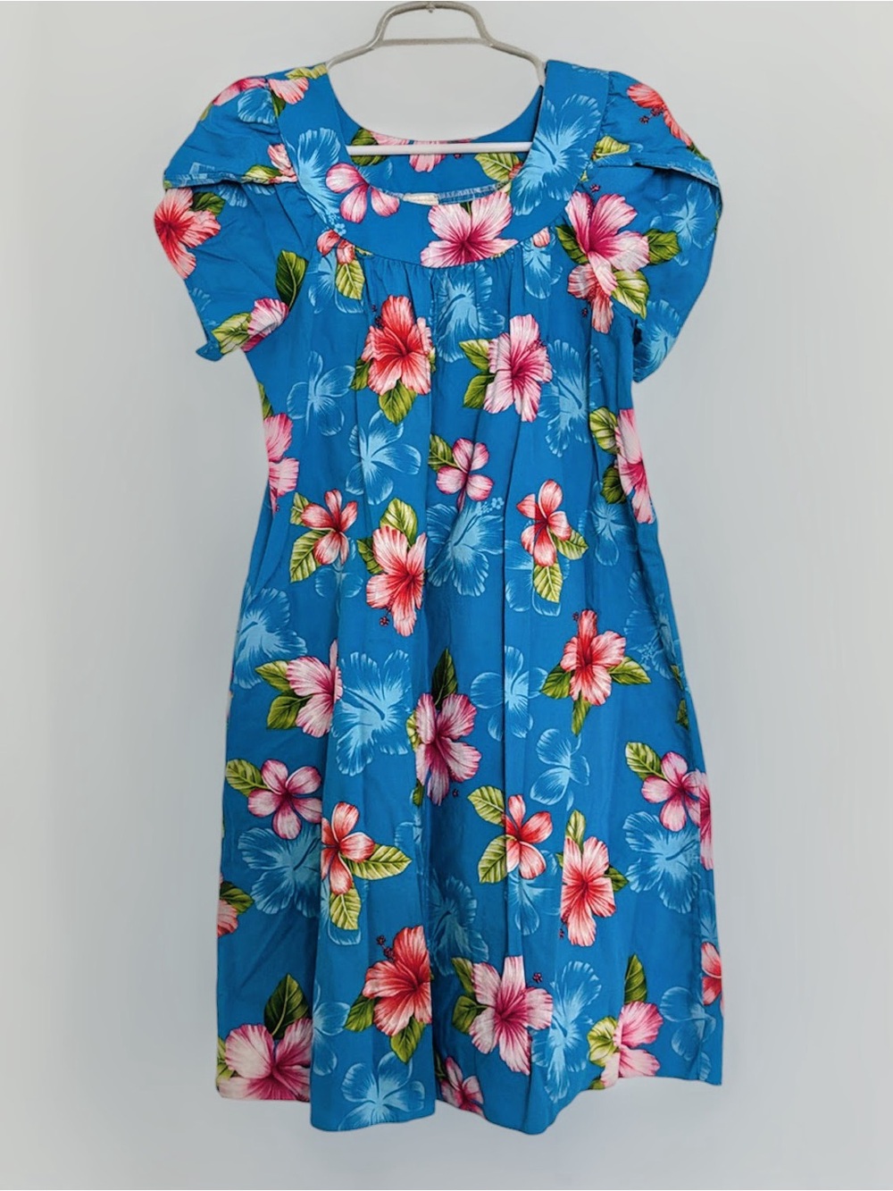 Hawaii Station  Blue Floral knee length Muumuu House Dress Pockets Size Small
